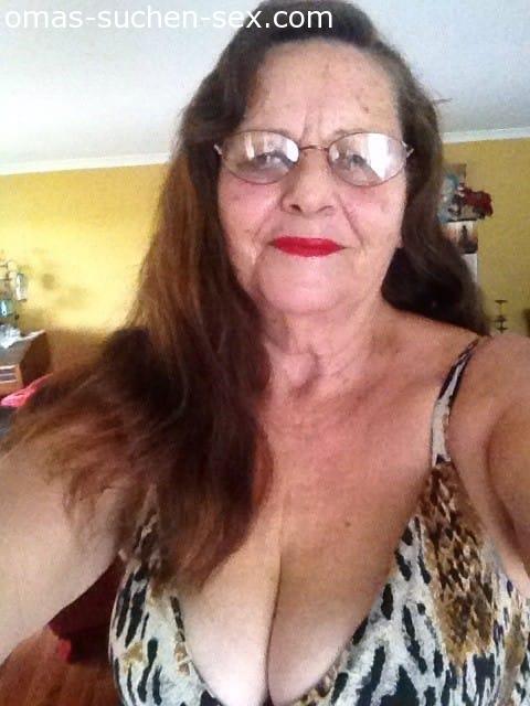 65-jährige Oma sucht Sextreffen