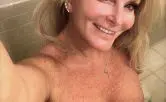 Alte MILF sucht reale Treffs