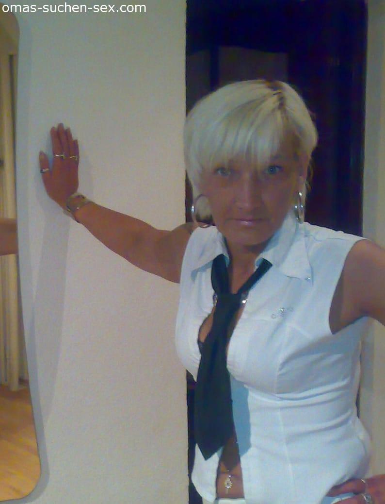 Wer sucht Sexkontakte mit altem Luder aus Frankfurt Oder? Altes Luder 54 Jahre