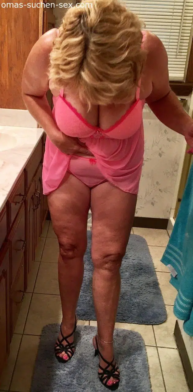 Einsame Witwe sucht jungen Sexpartner zum ficken Einsame Witwe ficken