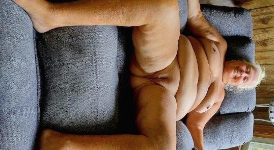 Geile Oma in Dessau will gebumst werden