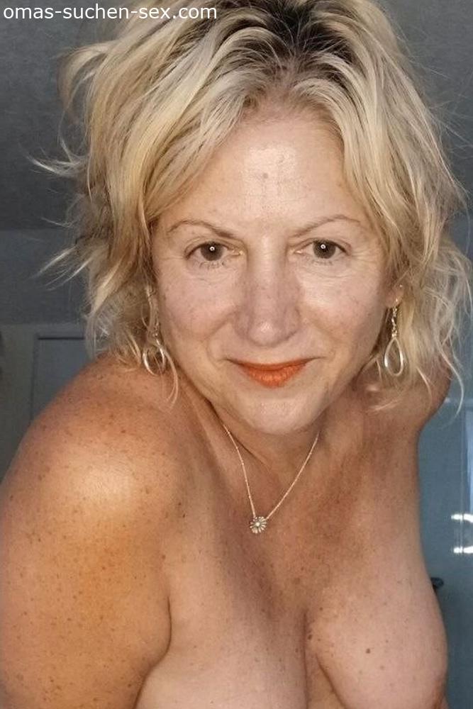 Laszive Sie (64) bietet Omaerotik in Stralsund für Genießer Laszive Sie bietet Omaerotik in Stralsund