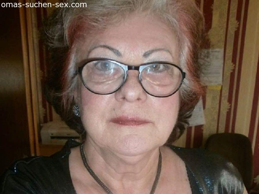 Private Sextreffen mit geiler Großmama