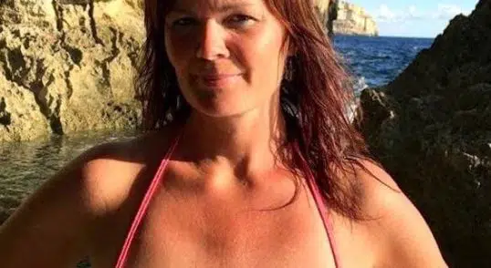 Reife Frau erotische Urlaubsbegleitung