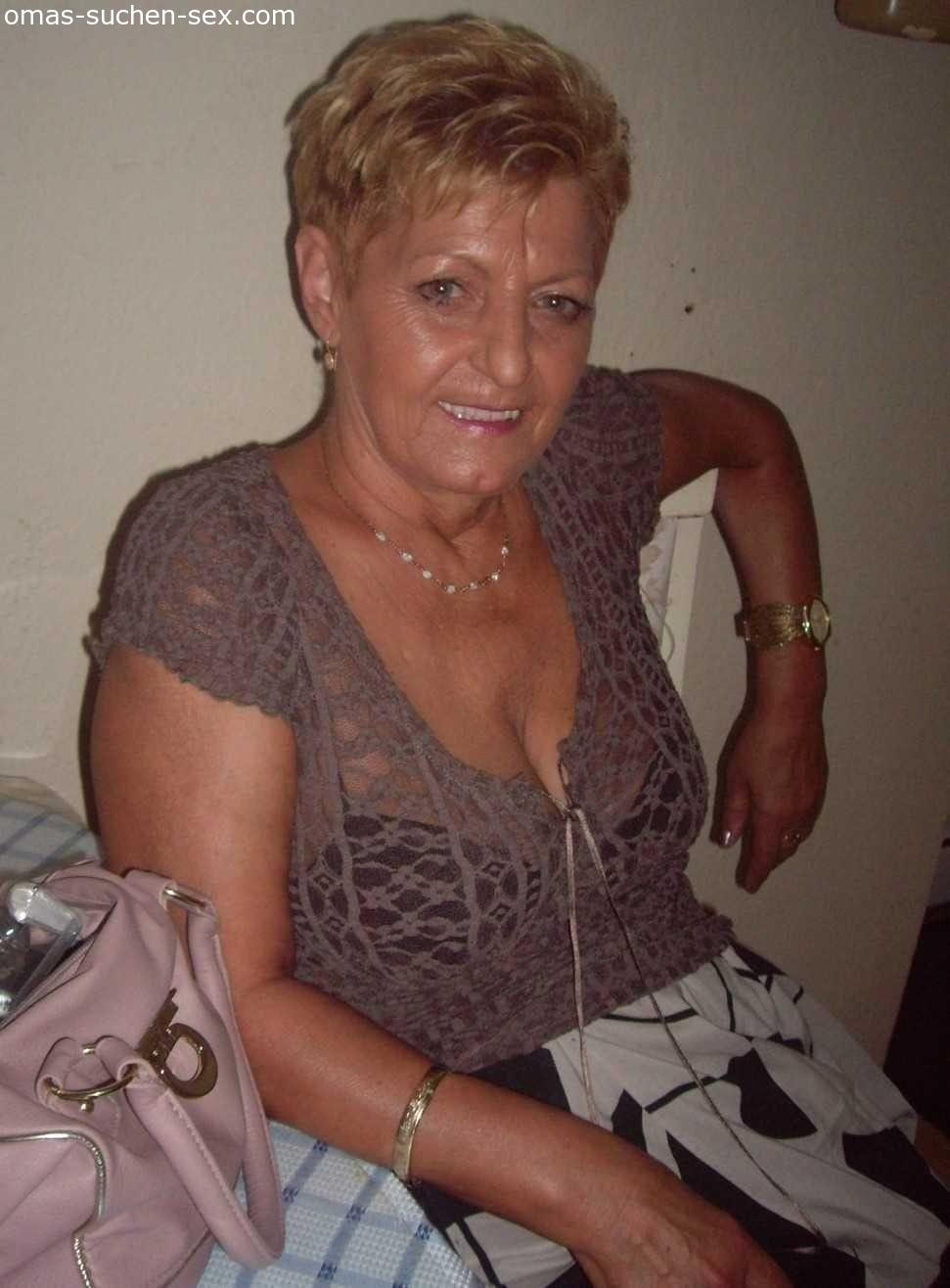 Kontakt zu jüngeren Burschen im Raum Ilmenau gesucht Sehr reife Dame 61 Jahre
